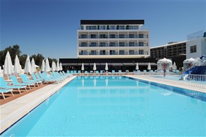 Hotel Gold Island