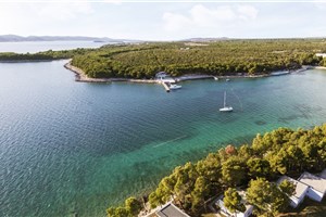 hotelový komplex Crvena Luka