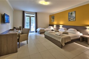 hotelový komplex Crvena Luka