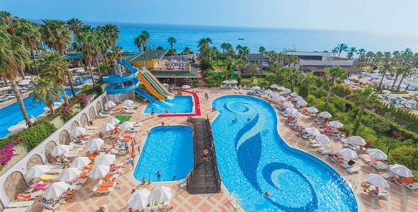 hotelový komplex Holiday Garden Resort