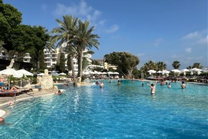 hotelový komplex Coral Beach Hotel&Resort