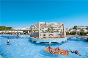 hotelový komplex Sandy Beach Resort