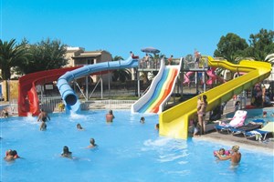 hotelový komplex Sandy Beach Resort
