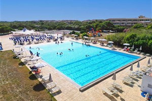 hotelový komplex Mimose Beach Village