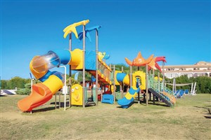 hotelový komplex Mimose Beach Village