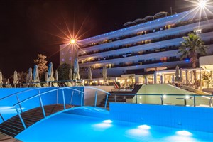 hotelový komplex Olympian Bay Grand Resort