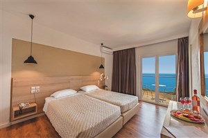 hotelový komplex Evia Riviera Resort