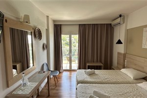 hotelový komplex Evia Riviera Resort