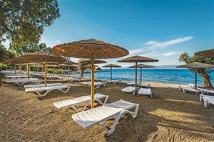hotelový komplex Evia Riviera Resort