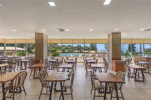 hotelový komplex Evia Riviera Resort