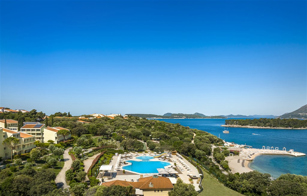 VIZ_Club_Dubrovnik_Sunny_Hotel_Aerial_photo_waterslides_02_1676897697